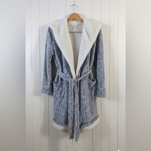 Anthropology Saturday Sunday Blue and White Sherpa Short Robe Belt and Tassels